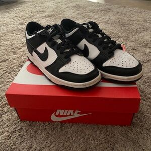 Nike Dunk Low Retros - Panda - 4.5